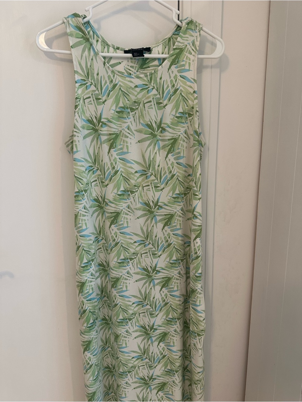 Well Worn Sleeveless Green Tropical Palm-Print Women’s Nightgown Size S